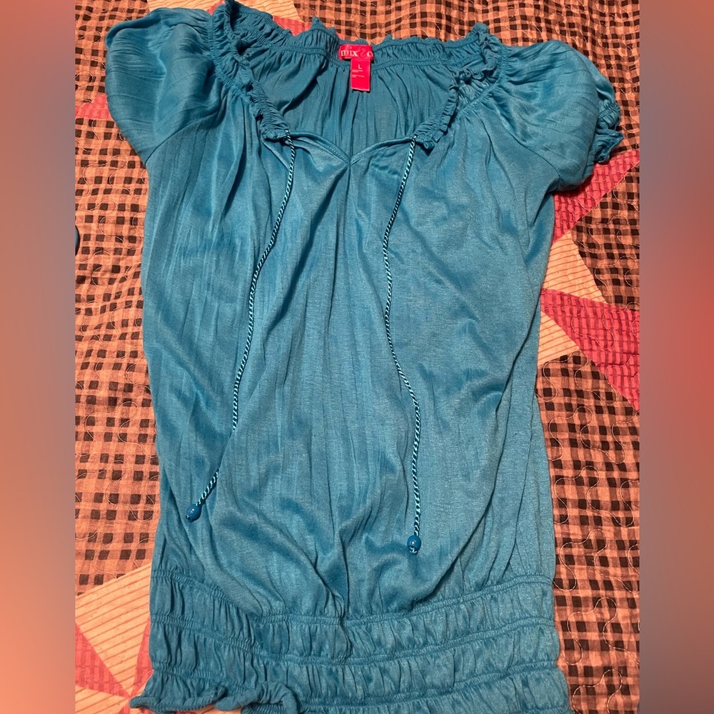 Shirt sleeve shirt, soft fabric, like new